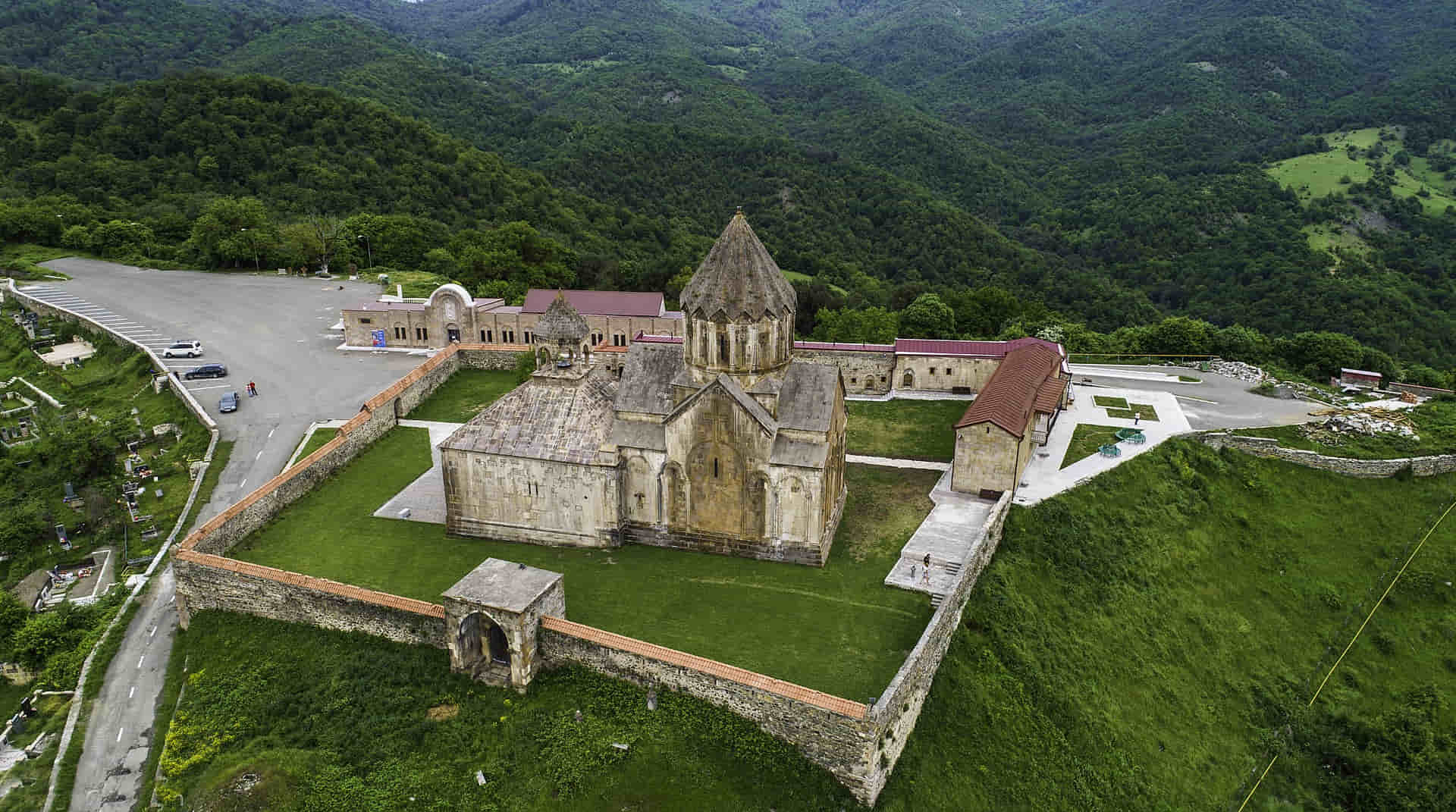 Гандзасарский монастырь