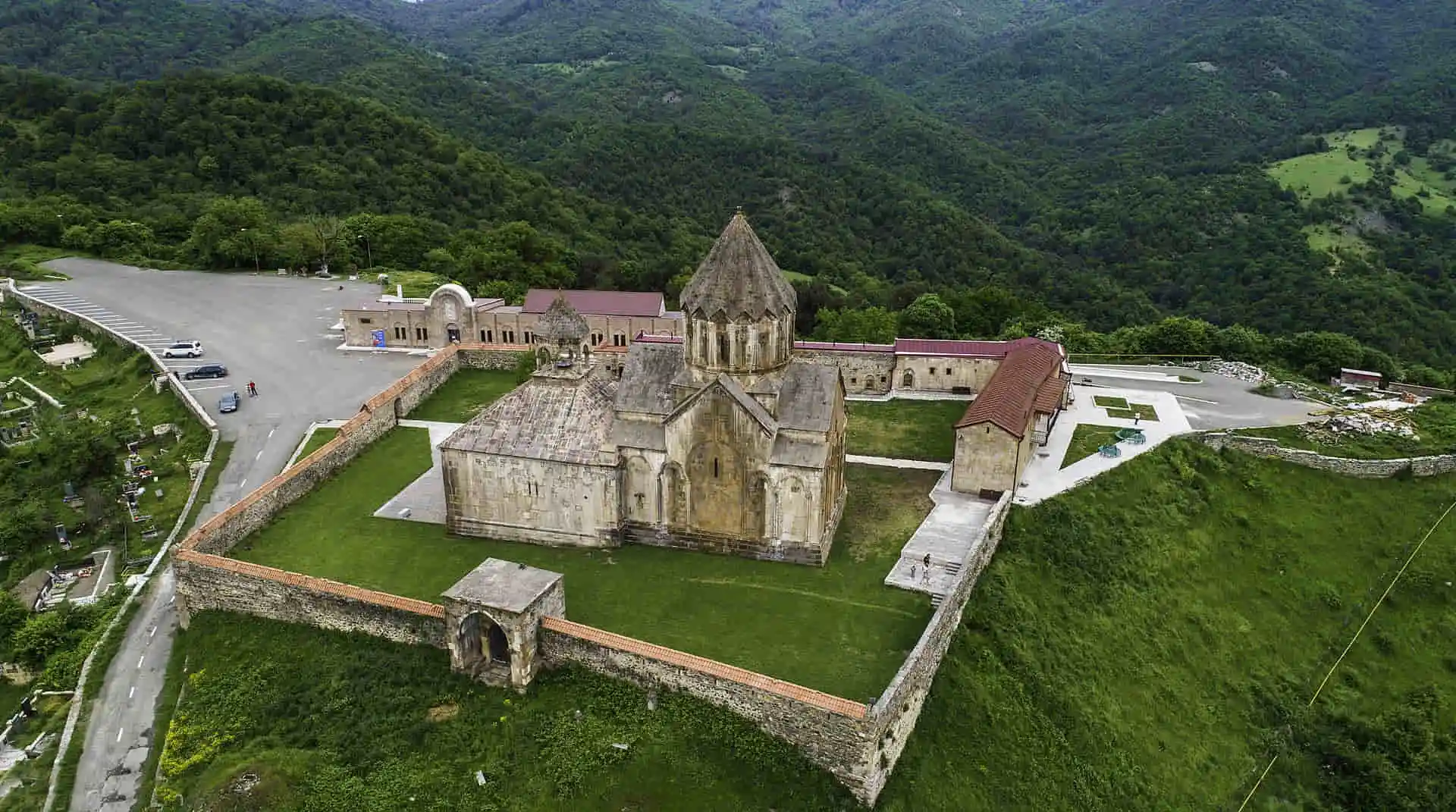 Гандзасарский монастырь